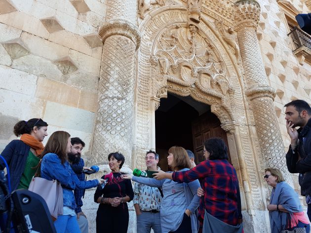 El Ministerio de Educación y Cultura recurre la denegación de licencia para construir un duplex de lujo en el Palacio del Infantado: El Ministerio de Cultura insiste en construir el dúplex de lujo para el duque del Infantado El Ministerio de Educación y Cultura recurre la denegación de licencia para construir un duplex de lujo en el Palacio del Infantado: El Ministerio de Cultura insiste en construir el dúplex de lujo para el duque del Infantado