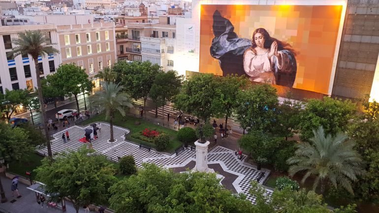 17.400 teselas pintadas por ciudadanos para crear una Inmaculada colosal 17.400 teselas pintadas por ciudadanos para crear una Inmaculada colosal