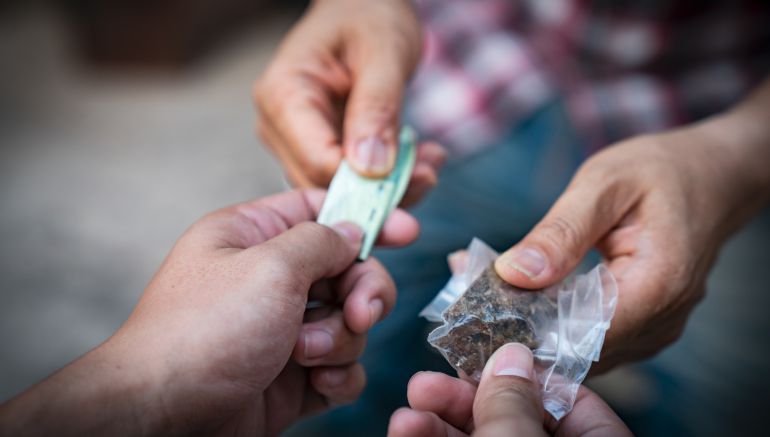 Detenidos en autovía de Granada dos vecinos de Castellón por tráfico de droga Detenidos en autovía de Granada dos vecinos de Castellón por tráfico de droga