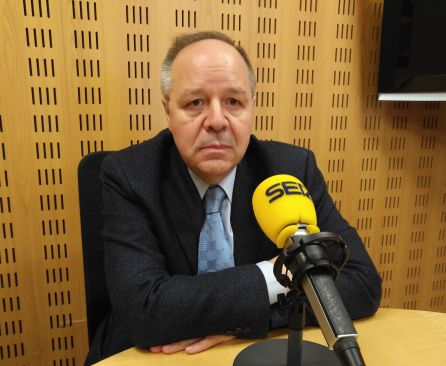 Enrique Aramendia, oftalmólogo de Policlínica Gipuzkoa Enrique Aramendia, oftalmólogo de Policlínica Gipuzkoa