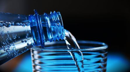 Relacionan el bajo consumo de agua con la obesidad Relacionan el bajo consumo de agua con la obesidad
