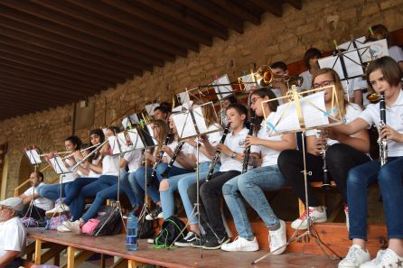 Bandas Juveniles participantes en el Guinness de la FSMCV. Bandas Juveniles participantes en el Guinness de la FSMCV.