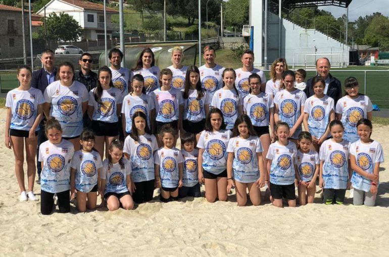 Nace en Ourense, el Club Voley Playa Milenio Ourense, con el fin de organizar campeonatos durante todo el verano para que el niños, y niños de todas las edades puedan practicar este deporte Nace en Ourense, el Club Voley Playa Milenio Ourense, con el fin de organizar campeonatos durante todo el verano para que el niños, y niños de todas las edades puedan practicar este deporte