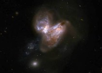 Detectan desde Granada explosiones de supernova en una galaxia lejana