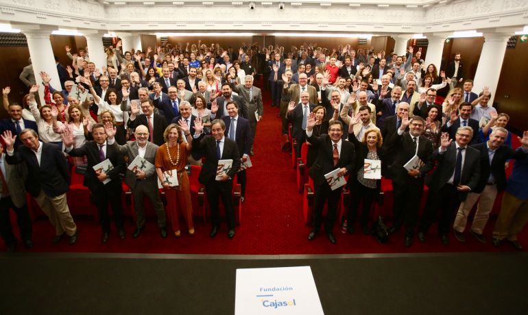 Un millón de beneficiarios y 7.000 actividades en la memoria anual de la Fundación Cajasol Un millón de beneficiarios y 7.000 actividades en la memoria anual de la Fundación Cajasol