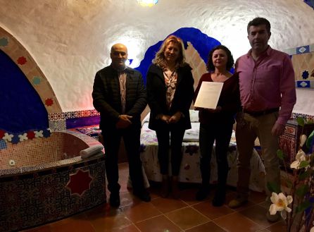 Una de las casas cueva de Hinojares ostenta el sello de calidad turistica Una de las casas cueva de Hinojares ostenta el sello de calidad turistica