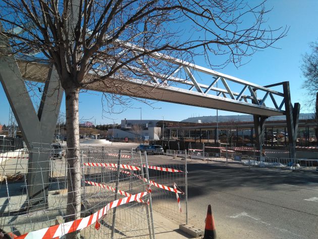 El Ayuntamiento de Guadalajara se compromete a terminar las obras de las pistas de Atletismo antes del Campeonato de España Infantil del 16 de juniio: Urgencia máxima para terminar las obras de las pistas de la Fuente de la Niña El Ayuntamiento de Guadalajara se compromete a terminar las obras de las pistas de Atletismo antes del Campeonato de España Infantil del 16 de juniio: Urgencia máxima para terminar las obras de las pistas de la Fuente de la Niña