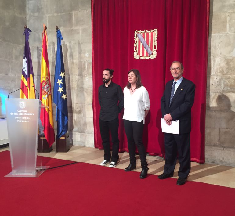 El Govern adaptará la ley de consultas tras el aviso de inconstitucionalidad del Consultiu El Govern adaptará la ley de consultas tras el aviso de inconstitucionalidad del Consultiu
