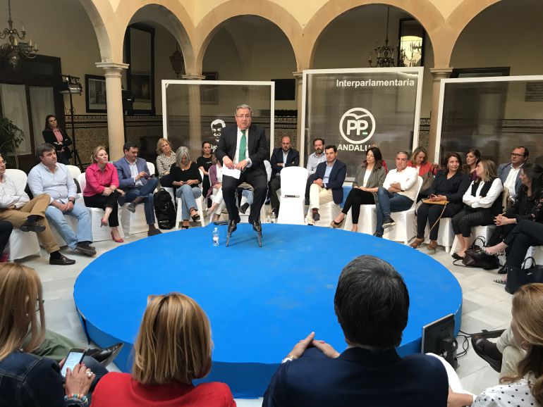 El Ministro de Interior, Juan Ignacio Zoido, durante su intervención en la Interparlamnetaria del PP-A El Ministro de Interior, Juan Ignacio Zoido, durante su intervención en la Interparlamnetaria del PP-A