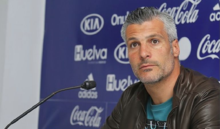 Segunda B: César Negredo: "Mi relación con el consejo ha sido normal, ni buena ni mala" Segunda B: César Negredo: "Mi relación con el consejo ha sido normal, ni buena ni mala"