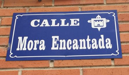 Mora Encantada, una calle de leyenda Mora Encantada, una calle de leyenda