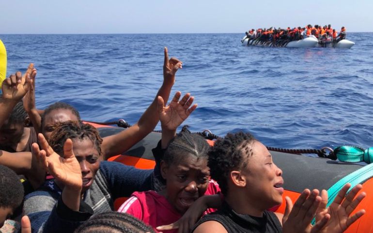 Rescat d'immigrants al Mediterrani Rescat d'immigrants al Mediterrani