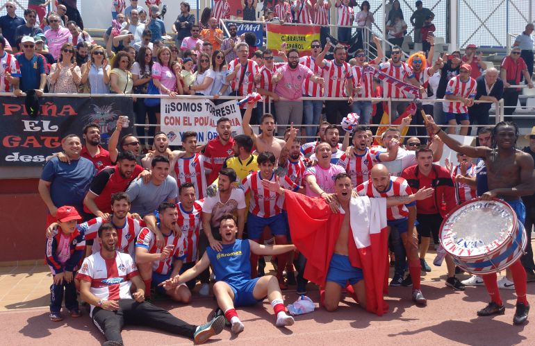 El Poli Almería acaricia la Tercera División El Poli Almería acaricia la Tercera División