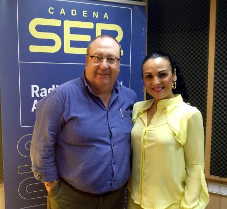 Juan Manuel Dicenta y Rocío Alcalá tras la entrevista en Hoy por Hoy Campo de Gibraltar Juan Manuel Dicenta y Rocío Alcalá tras la entrevista en Hoy por Hoy Campo de Gibraltar