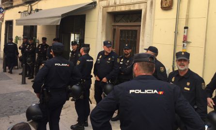 Operatiu policial a Reus. Operatiu policial a Reus.
