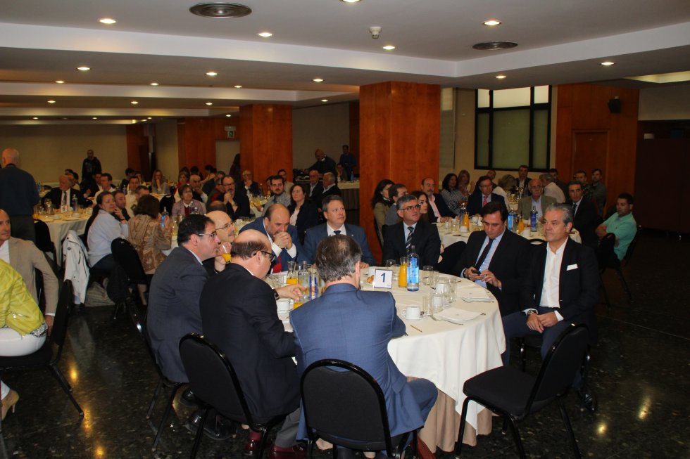 Las autoridades locales, provinciales y autonómicas han acompañado a los patrocinadores, Globalcaja e Iberdrola, y a De Quinto Las autoridades locales, provinciales y autonómicas han acompañado a los patrocinadores, Globalcaja e Iberdrola, y a De Quinto