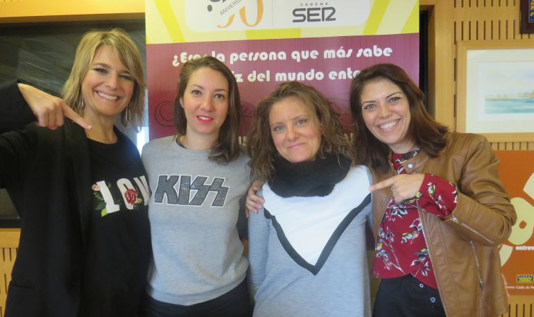 Paz Santana, Cristina López, Amanda Real y Soco López en el Doctorado Honoris Cádiz Paz Santana, Cristina López, Amanda Real y Soco López en el Doctorado Honoris Cádiz