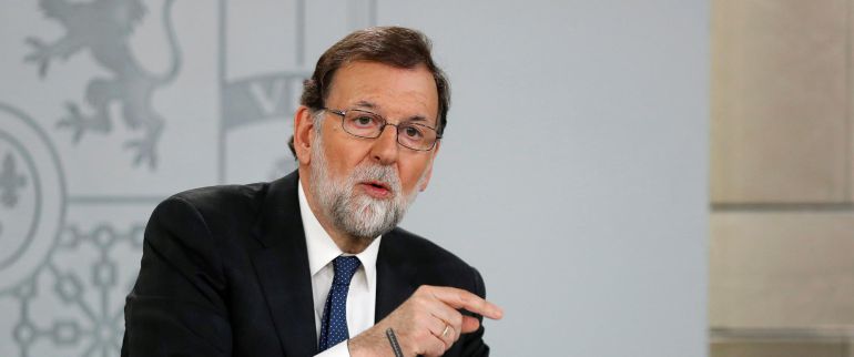 El presidente del gobierno Mariano Rajoy, durante su comparecencia ante los medios de comunicación este mediodía en el Palacio de la Moncloa El presidente del gobierno Mariano Rajoy, durante su comparecencia ante los medios de comunicación este mediodía en el Palacio de la Moncloa