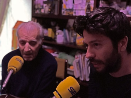 Fernando Barberá de 'Lavapiés, ¿dónde vas? y Francisco durante la entrevista para A vivir Madrid Fernando Barberá de 'Lavapiés, ¿dónde vas? y Francisco durante la entrevista para A vivir Madrid