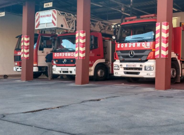 Bomberos (Archivo). Bomberos (Archivo).