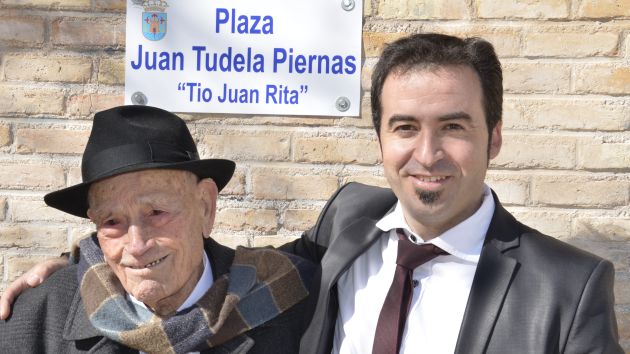 Homenaje a Juan Tudela Piernas, el Tío Juan Rita, acompañado de Javier Andreo Homenaje a Juan Tudela Piernas, el Tío Juan Rita, acompañado de Javier Andreo