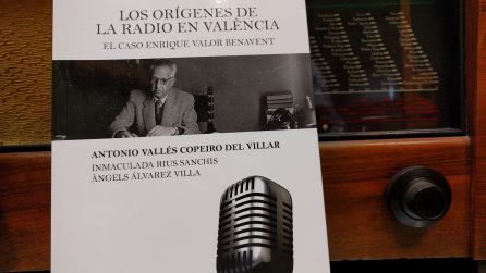 Portada del libro "Los orígenes de la radio en Valencia" Portada del libro "Los orígenes de la radio en Valencia"