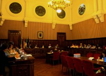 Las mociones protagonizan el pleno de la Diputación