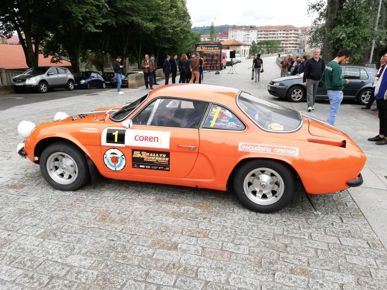 Este jueves,en el puente romano, se presentó la 51 edición del rallye de Ourense.Quinta prueba del Campeonato de España de Rallys de Asfalto. Este jueves,en el puente romano, se presentó la 51 edición del rallye de Ourense.Quinta prueba del Campeonato de España de Rallys de Asfalto.