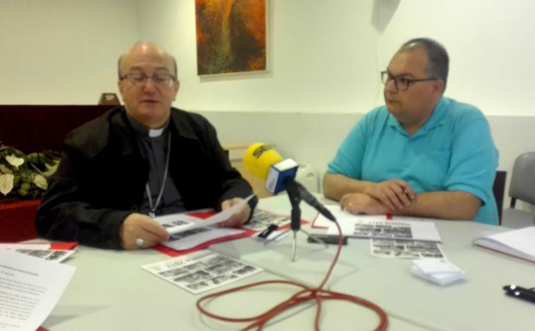 Francesc Conesa y Guillem Ferrer explicaron la memoria de Càritas de 2017. Francesc Conesa y Guillem Ferrer explicaron la memoria de Càritas de 2017.