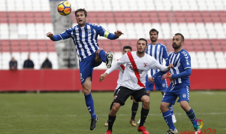 Despedida del Lorca FC a Segunda con el objetivo de no descender como colista Despedida del Lorca FC a Segunda con el objetivo de no descender como colista