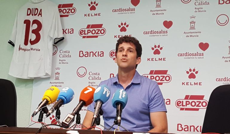Duda: "Me sentía con fuerzas para continuar como entrenador de ElPozo" Duda: "Me sentía con fuerzas para continuar como entrenador de ElPozo"