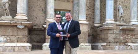Andújar recibe el premio ‘LifeIberlince’ por contribuir a la recuperación del lince ibérico Andújar recibe el premio ‘LifeIberlince’ por contribuir a la recuperación del lince ibérico