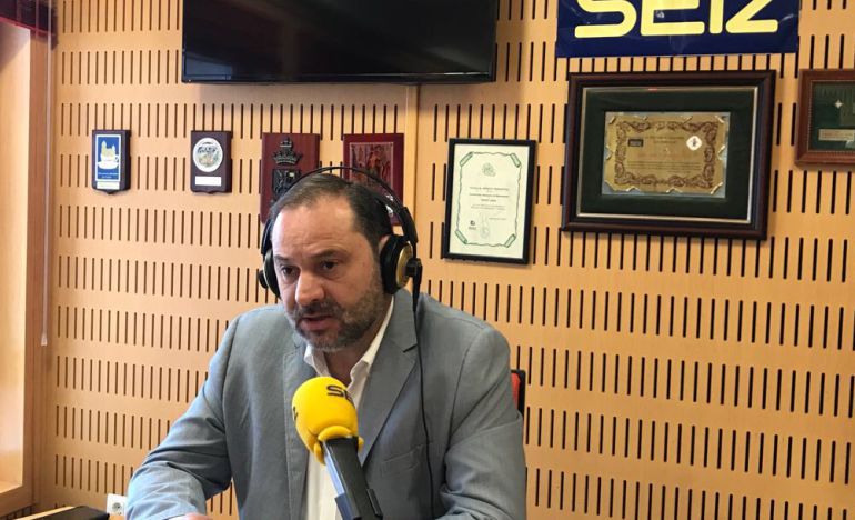 José Luis Ábalos en Radio Cádiz José Luis Ábalos en Radio Cádiz