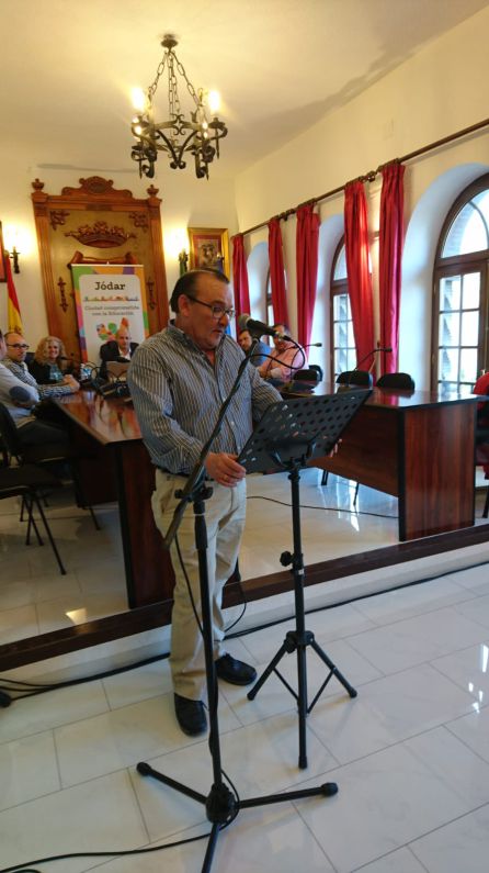 Momento de la intervención de Manuel Ruiz, en representación de los colegios Momento de la intervención de Manuel Ruiz, en representación de los colegios