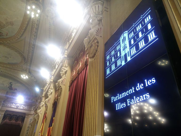 El Parlament debatirá incrementar la renta social hasta un mínimo de 685 euros El Parlament debatirá incrementar la renta social hasta un mínimo de 685 euros