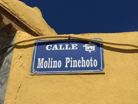 La calle Molino Pinchoto, un homenaje a la historia del aceite en Tarancón La calle Molino Pinchoto, un homenaje a la historia del aceite en Tarancón
