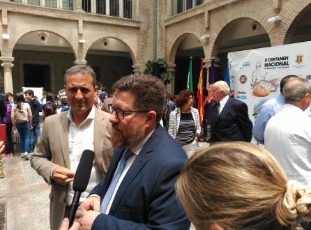 El consejero de agricultura, pesca y desarrollo rural, Rodrigo Sánchez Haro ha declarado el compromiso de la Junta por una marca de calidad del pan andaluz El consejero de agricultura, pesca y desarrollo rural, Rodrigo Sánchez Haro ha declarado el compromiso de la Junta por una marca de calidad del pan andaluz