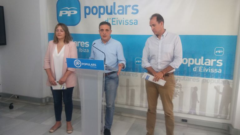 Criticas: Marí Bosó: "El Govern ha actuado con negligencia en el Hospital Can Misses" Criticas: Marí Bosó: "El Govern ha actuado con negligencia en el Hospital Can Misses"