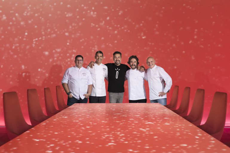 Los chefs y el director de Sublimotion Los chefs y el director de Sublimotion