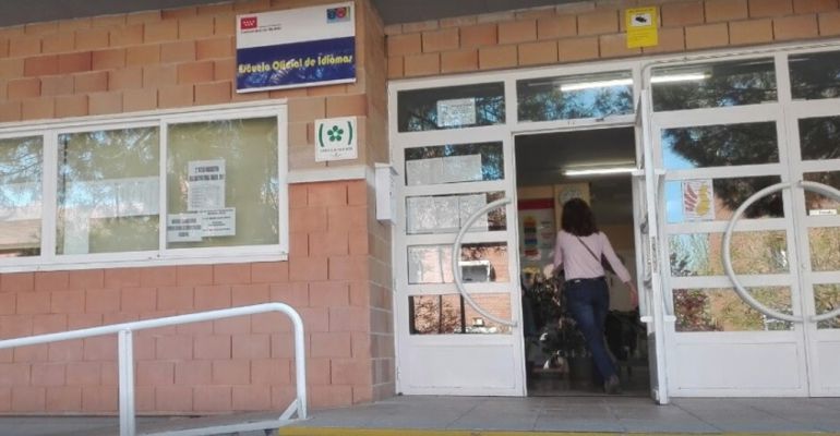 Las solicitudes se pueden registrar de manera presencial o telemática Las solicitudes se pueden registrar de manera presencial o telemática
