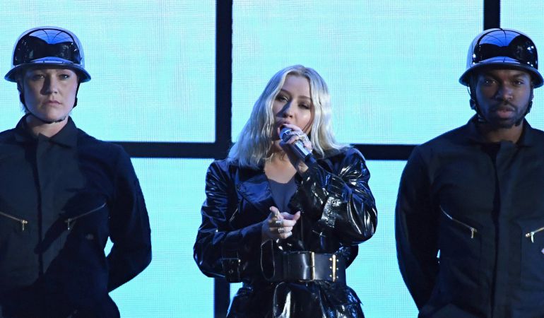 Aguilera ha vuelto a explotar su imagen sexual sin renunciar a una potentísima voz Aguilera ha vuelto a explotar su imagen sexual sin renunciar a una potentísima voz