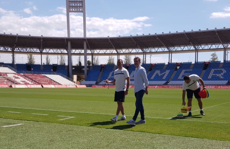 Esteban Navarro y Miguel Ángel Corona. Esteban Navarro y Miguel Ángel Corona.