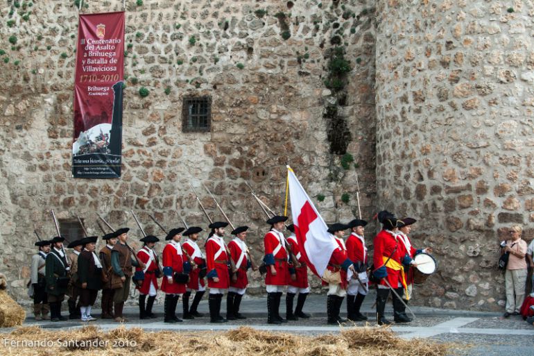 Recreación histórica de la Batalla de Villaviciosa realizada hace varios años en Brihuega. Recreación histórica de la Batalla de Villaviciosa realizada hace varios años en Brihuega.
