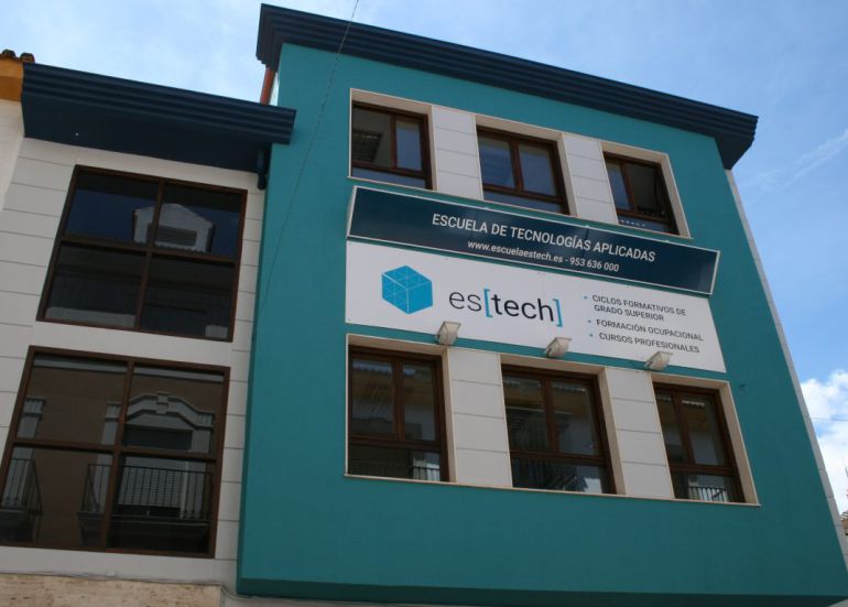 Instalaciones de EsTech en Linares. Instalaciones de EsTech en Linares.