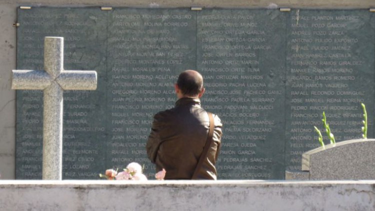 El de la Memoria no es un asunto superado porque quedan todavía muchas personas desaparecidas