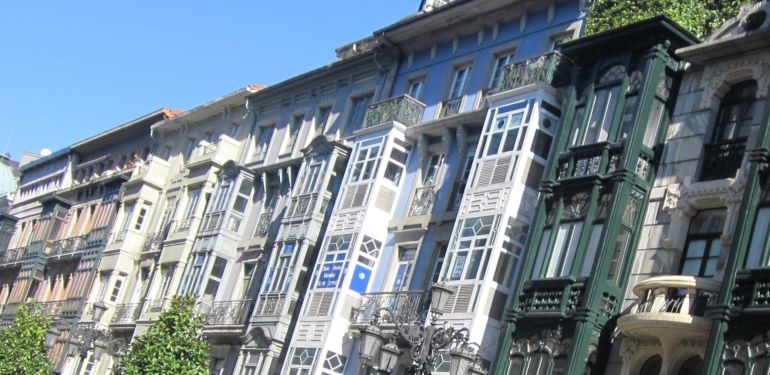 El 27 de junio acaba el plazo para pasar la 'ITV' a los edificios de más de 50 años El 27 de junio acaba el plazo para pasar la 'ITV' a los edificios de más de 50 años