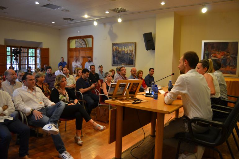 LA VALL D'UIXÓ: Cuevatur 2018 cita a 150 científicos y expertos en turismo subterráneo LA VALL D'UIXÓ: Cuevatur 2018 cita a 150 científicos y expertos en turismo subterráneo