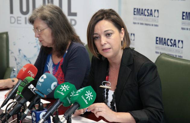 Isabel Ambrosio y Claudia Zafra en la sede de EMACSA Isabel Ambrosio y Claudia Zafra en la sede de EMACSA