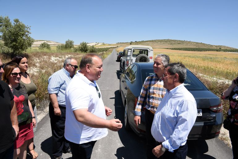 Visita a las obras de mejora de la carretera en Pedro Martínez. Visita a las obras de mejora de la carretera en Pedro Martínez.