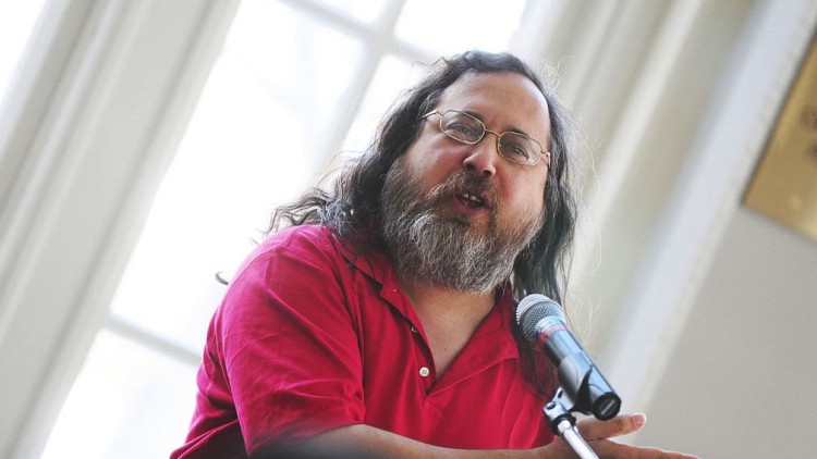 La UJA recibe a uno de los creadores de Linux